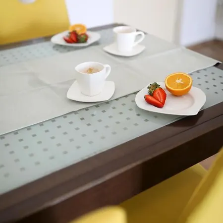 Sunny Side * זאדאר