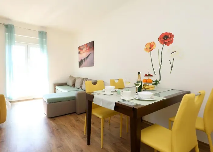 Sunny Side Apartman *